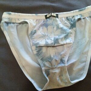 NWOT VINTAGE OLAF BENZ 1" SWIMBRIEF, Size "S", Light Blue / White Flowers Design